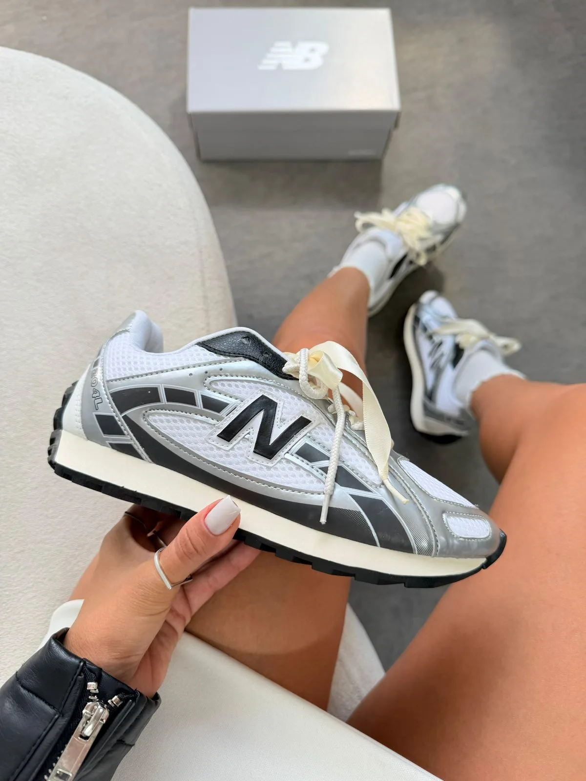 New Balance 204L